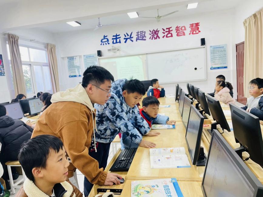 11月教研_html_77435c6e.jpg