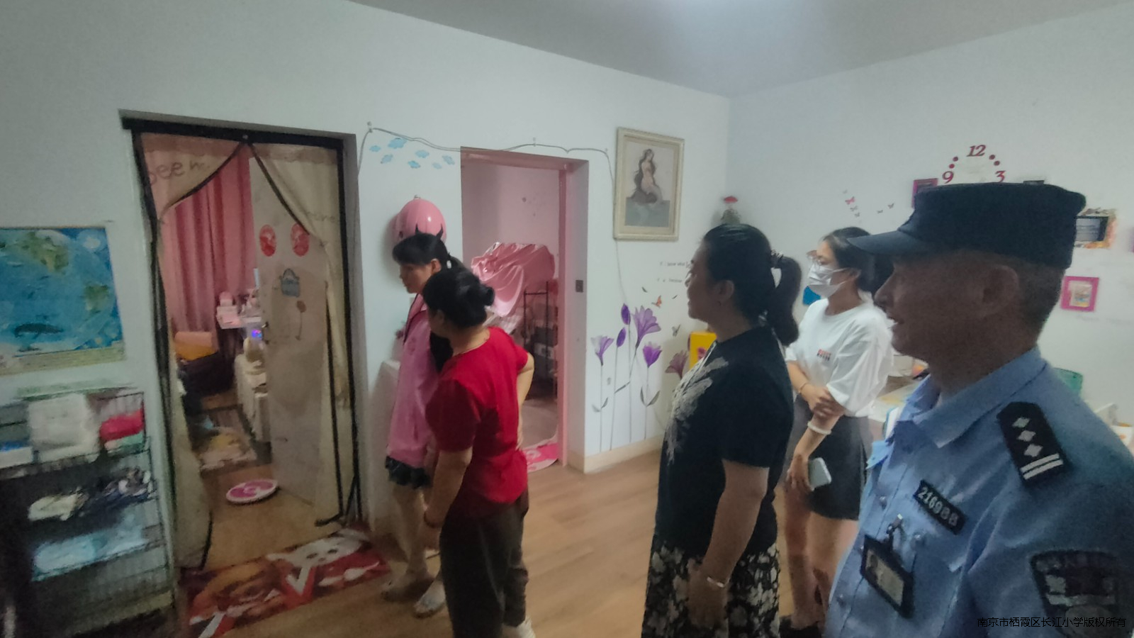 【江畔先锋·志愿服务】龙潭中心小学江畔人家分校党支部开展暖心联合关爱行动