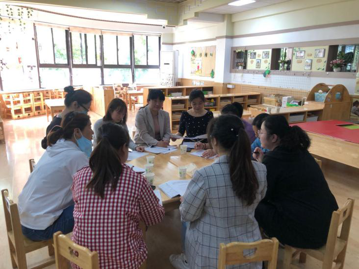 【枫香栖幼】疫情防控在继续 教研教学不放松——记栖幼五福园各年级组疫情防控专项教研会