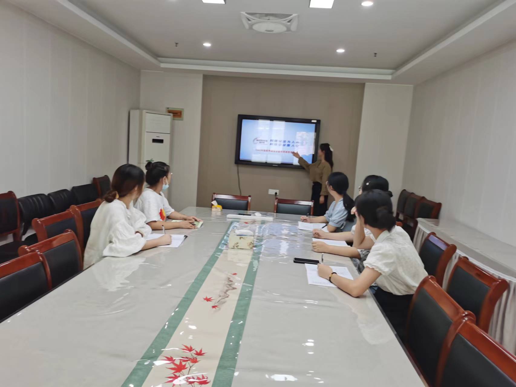 220907网络安全始于心  安全网络践于行——栖幼红枫园网络安全宣传学习活动 - 副本_html_42c9659a.jpg