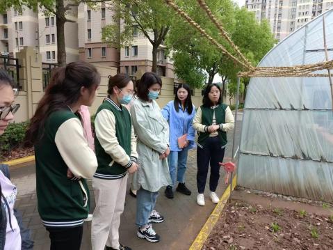 交流经验 互动共进科学教研组部分教师参加栖幼翡翠天域园与龙潭幼儿园靖安分园结对帮扶活动_html_m1b3a4154.jpg