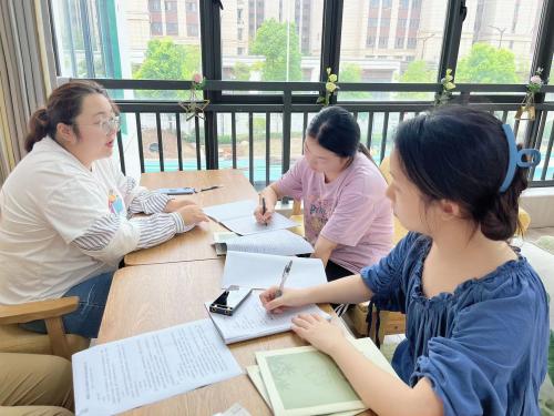 【枫香栖幼】共研 共成长 ——记栖幼石埠湾园中大班联合教研活动