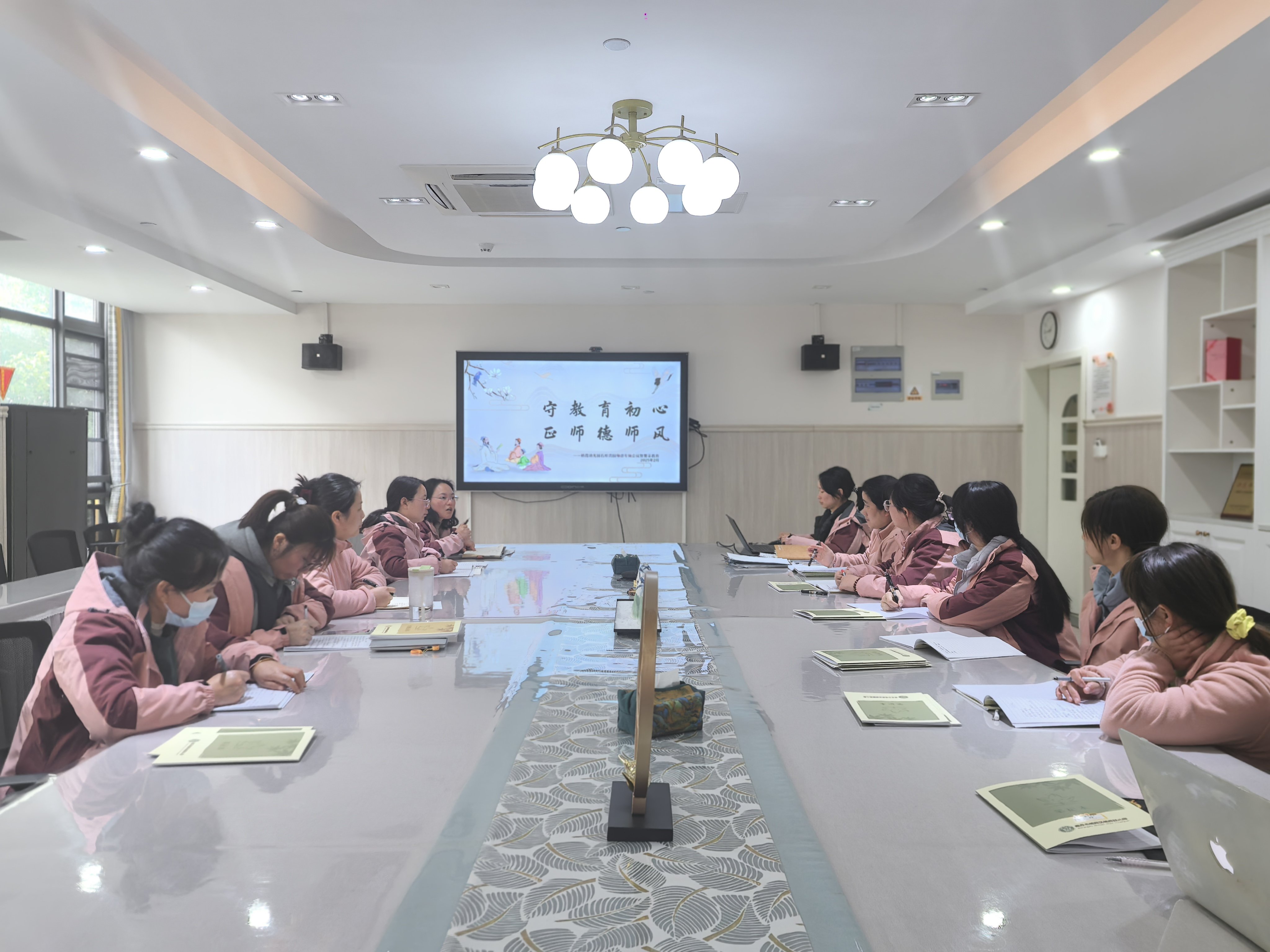 【枫香栖幼】守教育初心 正师德师风  ——栖幼石埠湾园师德师风专项会议暨警示教育