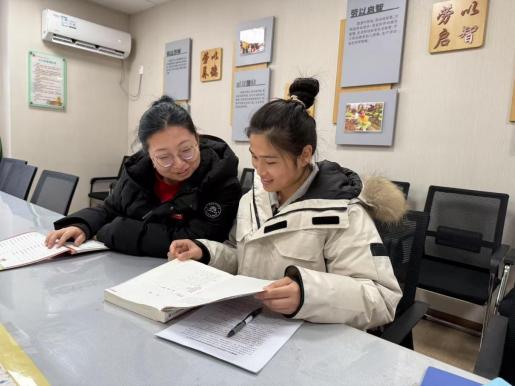 250212课程审议促发展 为予学期新篇章 栖霞幼儿园翡翠天悦园中班年级组课程审议活动 一_html_2f5eaa12.jpg