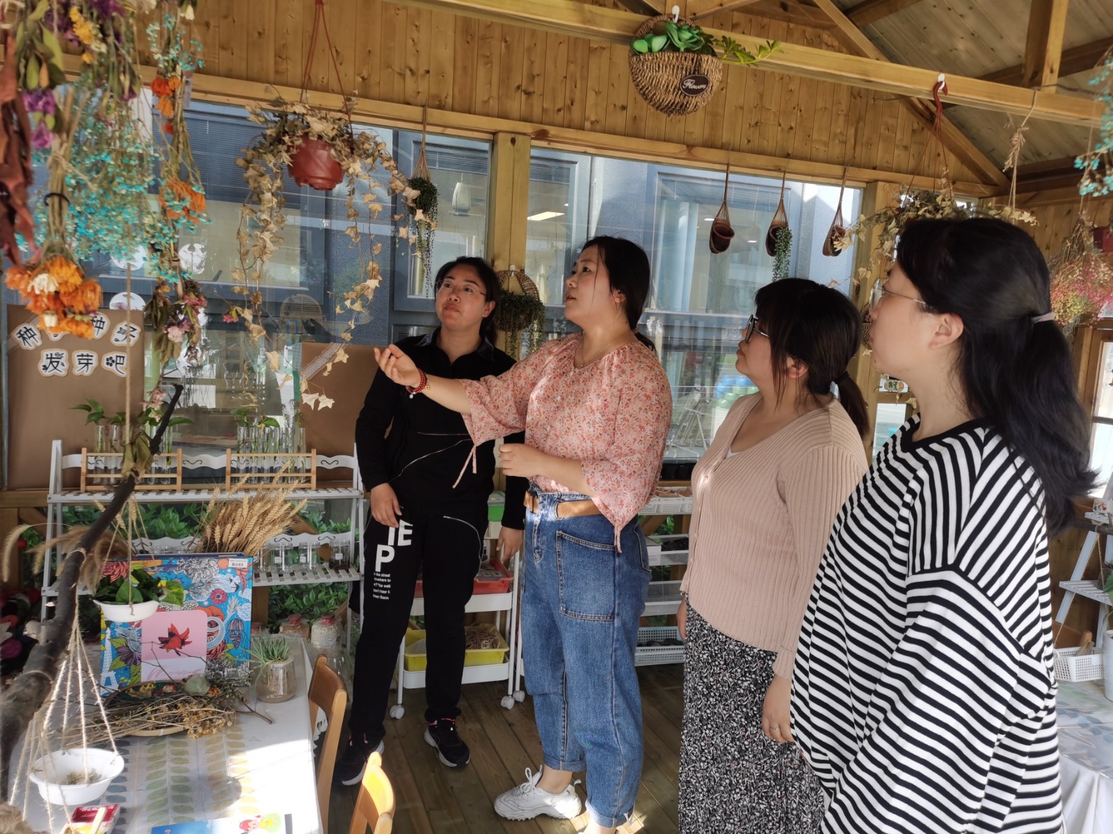 【枫香栖幼】依托山林  贴近自然  ——栖霞幼儿园翡翠天域园工坊教研活动