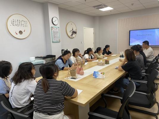  【枫香栖幼】携手共进，砥砺前行  ——记栖霞幼儿园翡翠天域园园务委员会