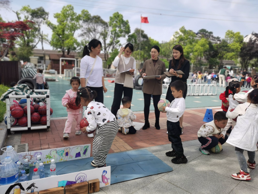 240424巧手为晨锻 快乐伴成长——栖幼五福园自制晨间锻炼器材评比_html_61e98098.png
