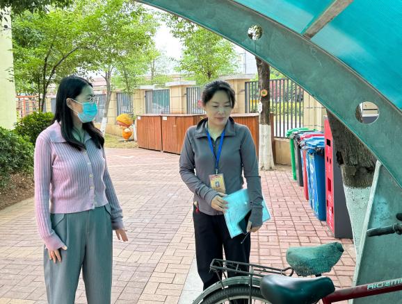 250512督学细检查 校园固安全——栖霞幼儿园五福园迎接五月督学检查指导_html_26f80926.jpg