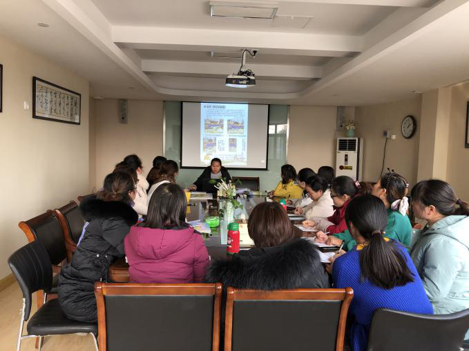 【枫香栖幼】记录童真 聚焦观察 ——栖霞幼儿园五福园业务学习之《幼儿成长档案》中的观察探讨