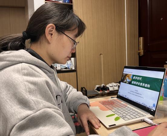 221126拥抱数字时代 提升评价素养——记栖幼石埠湾园教科研云端大讲堂第三十二讲学习  马思睿_html_m7c60df7d.jpg