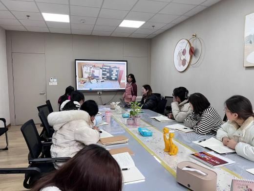 231225温馨来园时光，签到助我成长——栖霞幼儿园翡翠天悦园业务学习活动_html_37372d59.jpg
