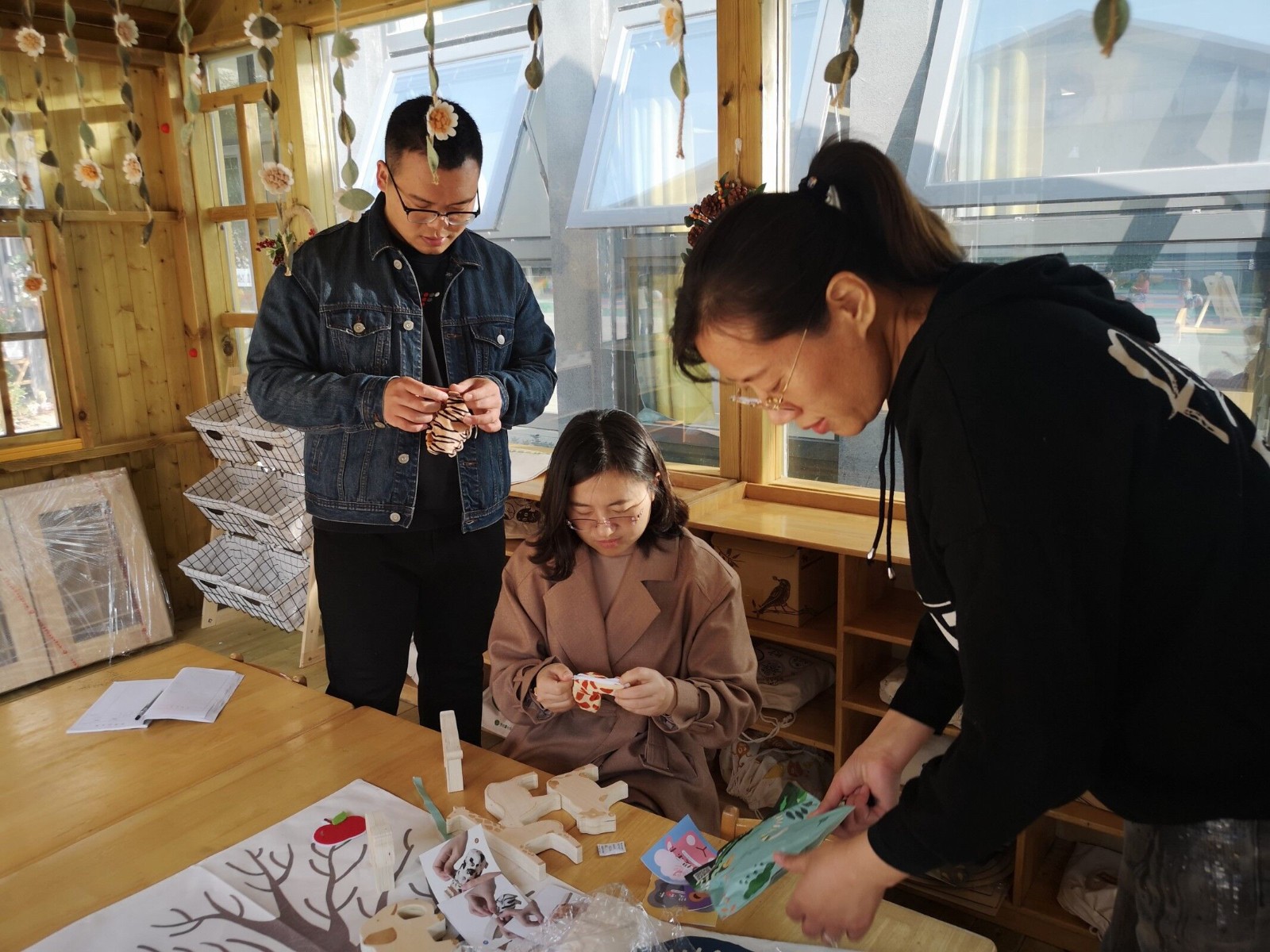 【枫香栖幼】在分享中学习，在学习中进步 ——栖霞幼儿园幼儿园对翡翠天域园帮扶共建活动