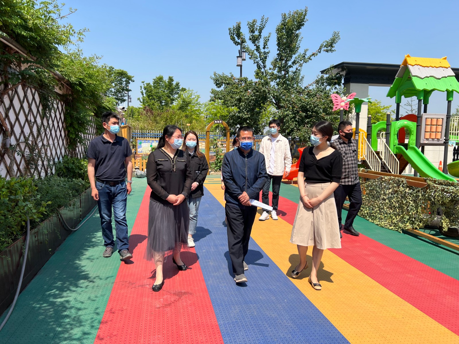 【枫香栖幼】标准检查促发展 细致工作落实处  ——栖幼红枫园迎接区城治办标准化工作检查