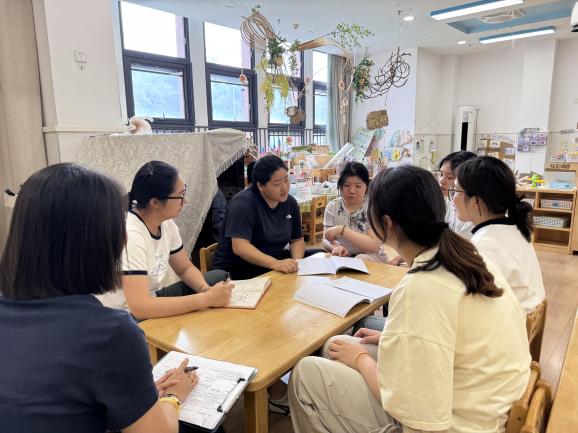 250603慧聚课程审议 童趣探索前行——栖霞幼儿园翡翠天域园中班年级组课程审议组活动_html_56548ae4.jpg