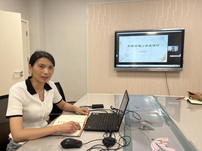 【枫香栖幼】以爱为源 融爱于行  ——栖霞幼儿园翡翠天域园师德师风专项学习活动