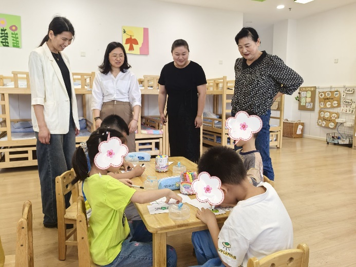 240607让美好发生 助活力成长 栖霞幼儿园困境生慰问资助活动_html_3dabaecc.jpg