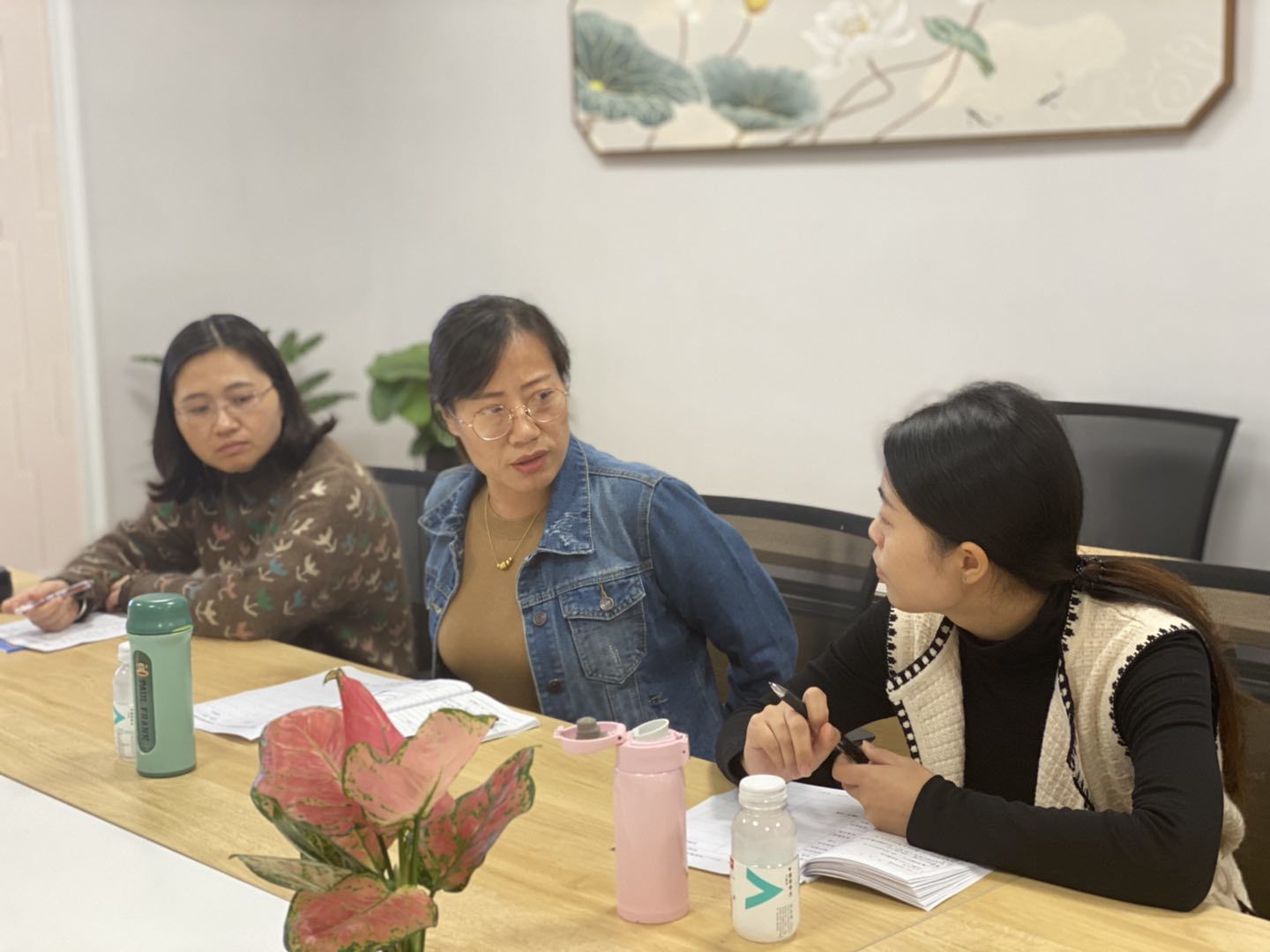 【枫香栖幼】领会精神 贯彻行动  ——记栖霞幼儿园翡翠天域园专项学习之《纲要》简析
