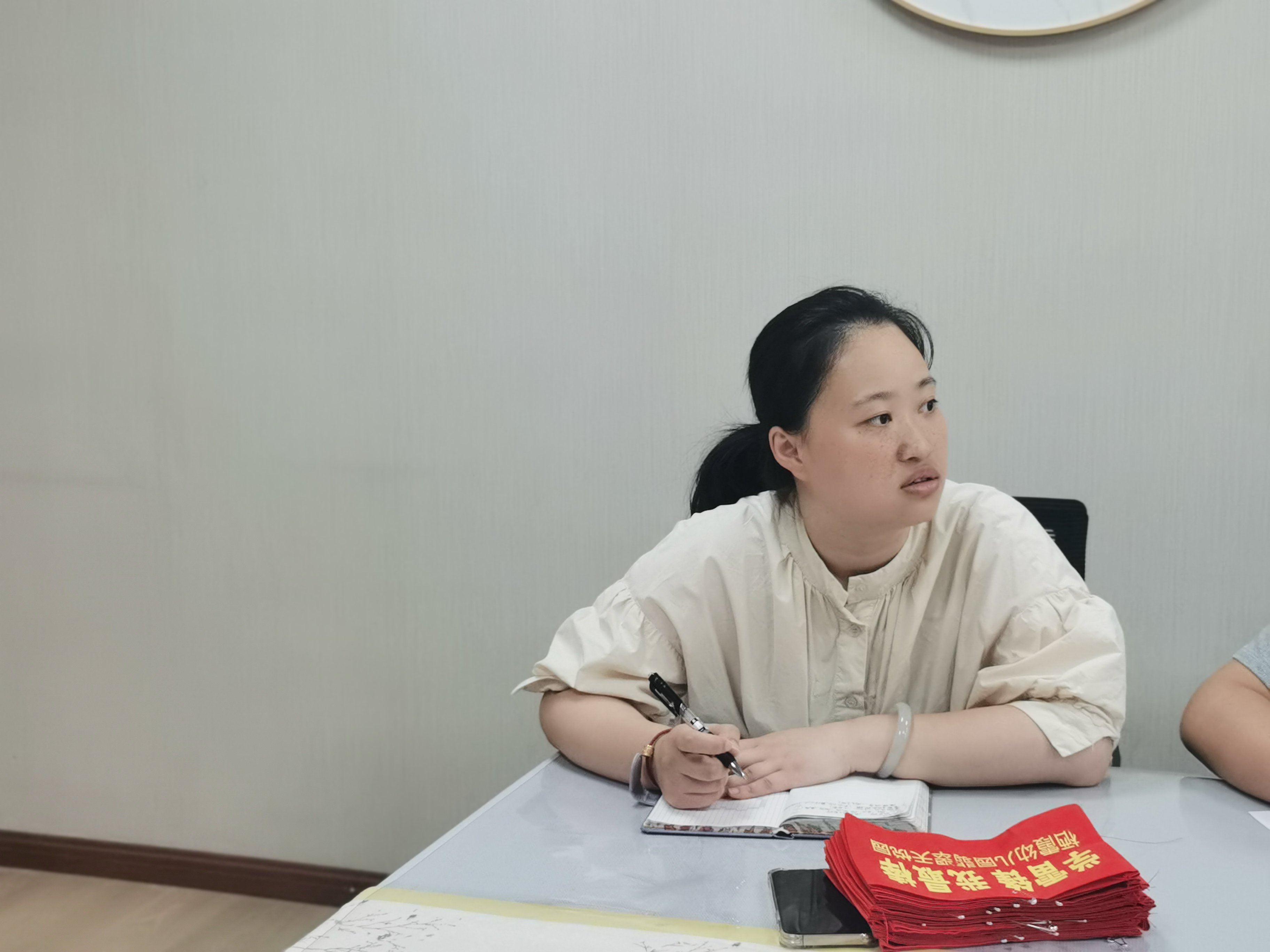 250623弘扬教育家精神  勇担新时代使命——栖霞幼儿园翡翠天悦园师德学习_html_2b30392.jpg