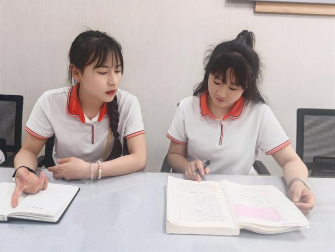 250529精审后思 蓄力前启——栖霞幼儿园翡翠天悦园中班年级组课程审议_html_m381b7998.jpg