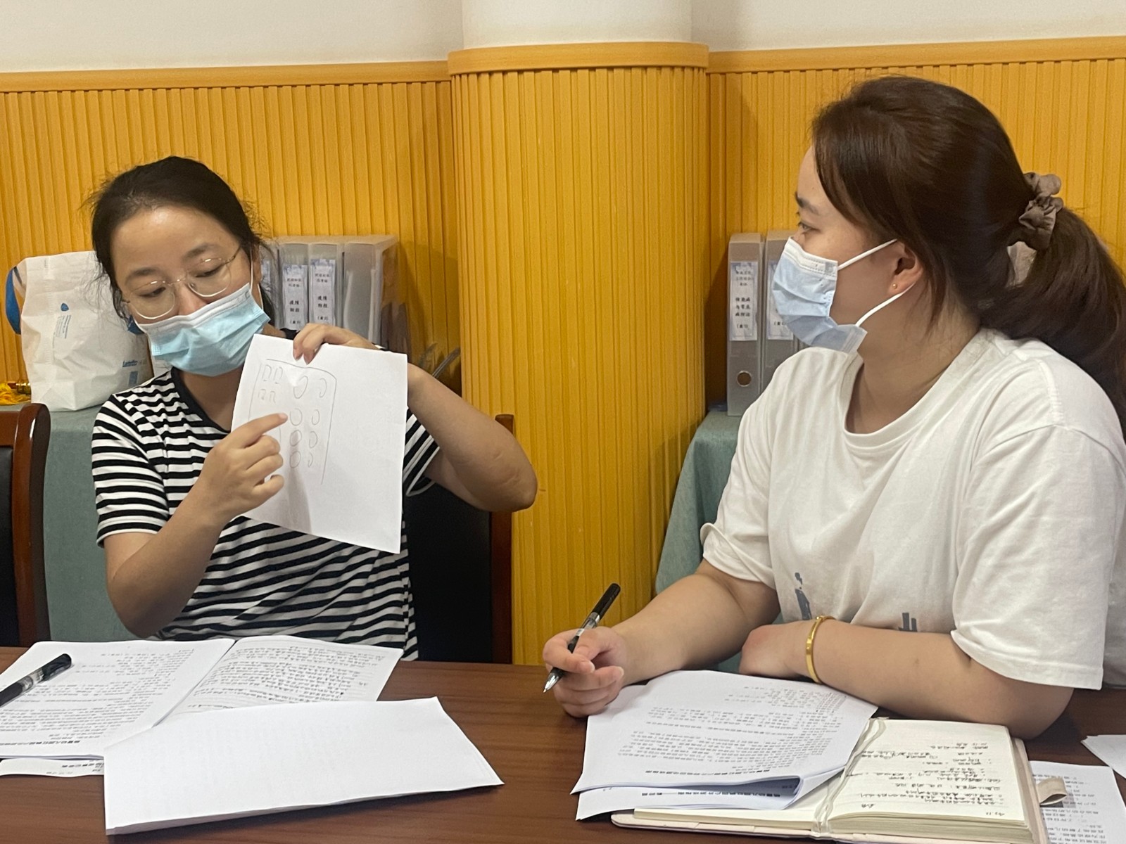 【枫香栖幼】走进户外 筑梦乐园  ——记栖幼红枫园教师业务学习之户外游戏内容解读
