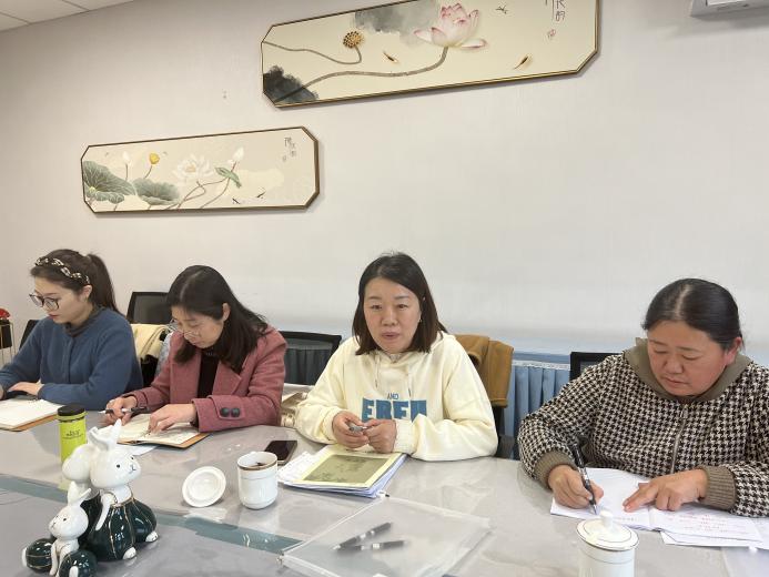 230322秉承“枫勤至粹” 笃志前行——后勤部门三月工作例会_html_8c68e72.jpg