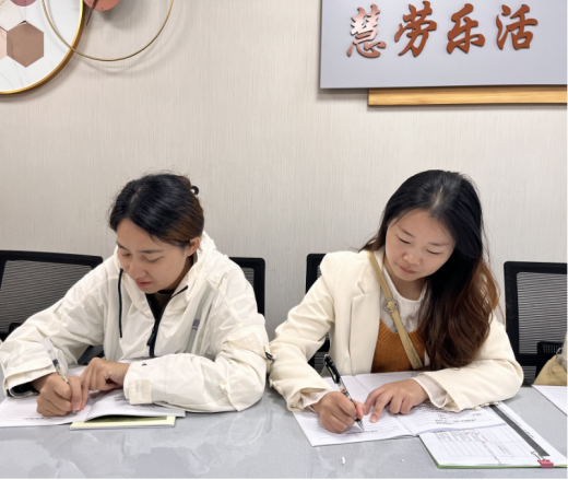 241023深研陈鹤琴思想 共筑教育梦想_html_m1f306b53.png