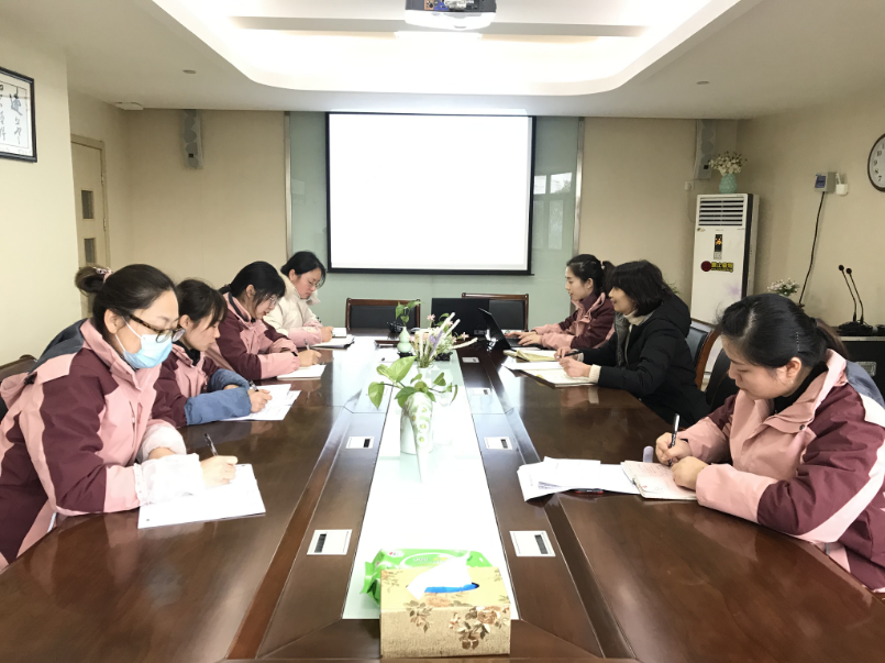 【枫香栖幼】统筹规划 明晰方向 ——记栖霞幼儿园五福园课程中心组教研活动（一）