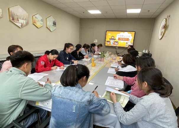 【枫香栖幼】以德修身以德育人  ——栖霞幼儿园翡翠天悦园师德警示学习活动