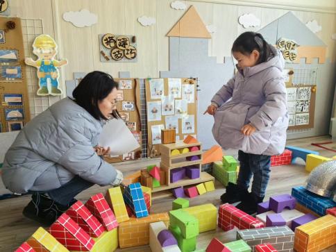 240110聚焦建构“研”续成长——栖霞幼儿园石埠湾园游戏教研组活动_html_59381815.jpg