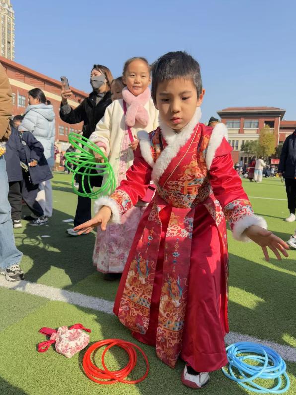【湖畔·学生活动】巳巳如意 生生不息——2025元旦国潮市集来啦！_html_56ea3403.jpg
