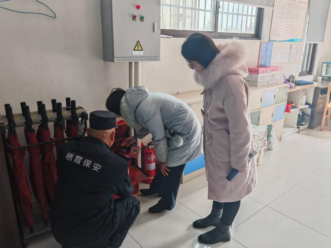 【湖畔·协同育人】开学启新程，督导促提升——金陵小学（仙林湖校区）2月专项督导_html_7b5b16d1.jpg