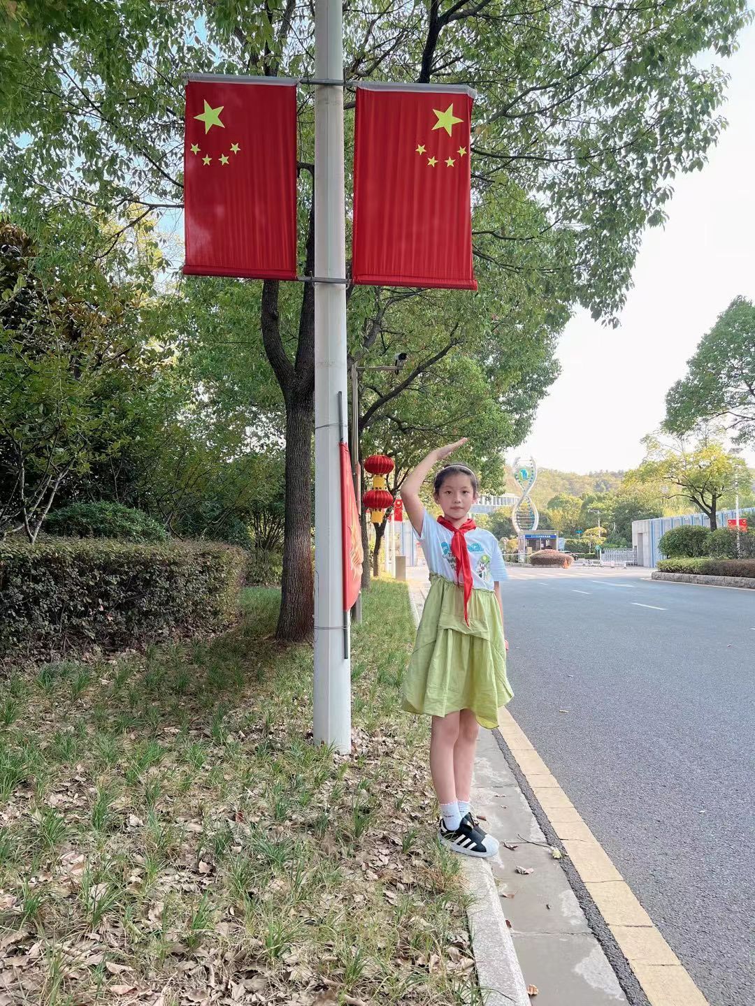 【博学广志】喜迎二十大，童心庆华诞——记金陵小学广志路校区三年级国庆节主题特色活动_html_m451a9a80.jpg
