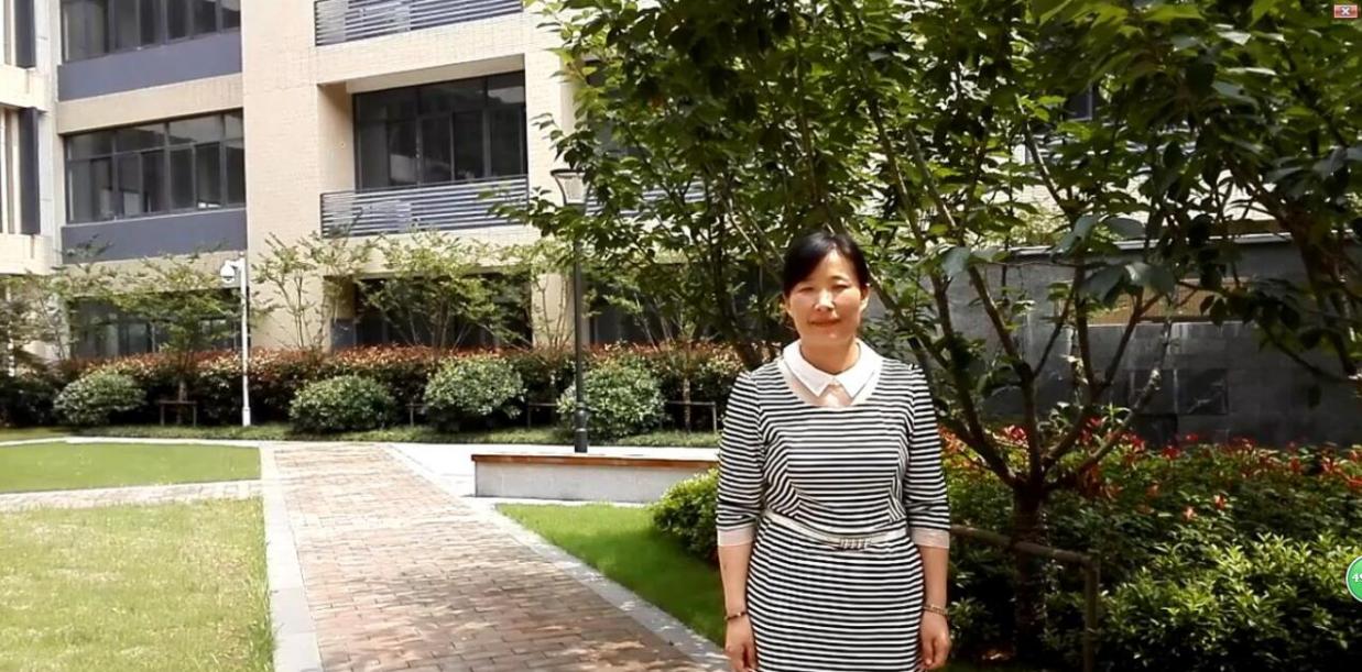 【湖畔·先锋示范】优秀党员事迹——三尺讲台践党性 教育征途育桃李_html_m67cbb66a.jpg