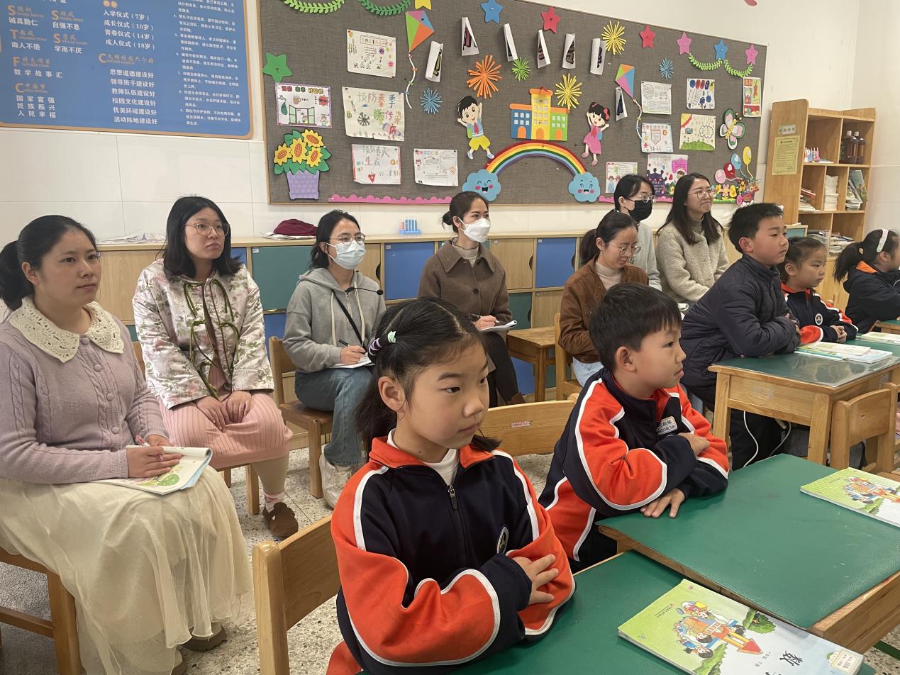 【湖畔·童化课堂】重算理表达，悟计算方法——数学校本研修之课例研讨（198）_html_m2881210b.jpg