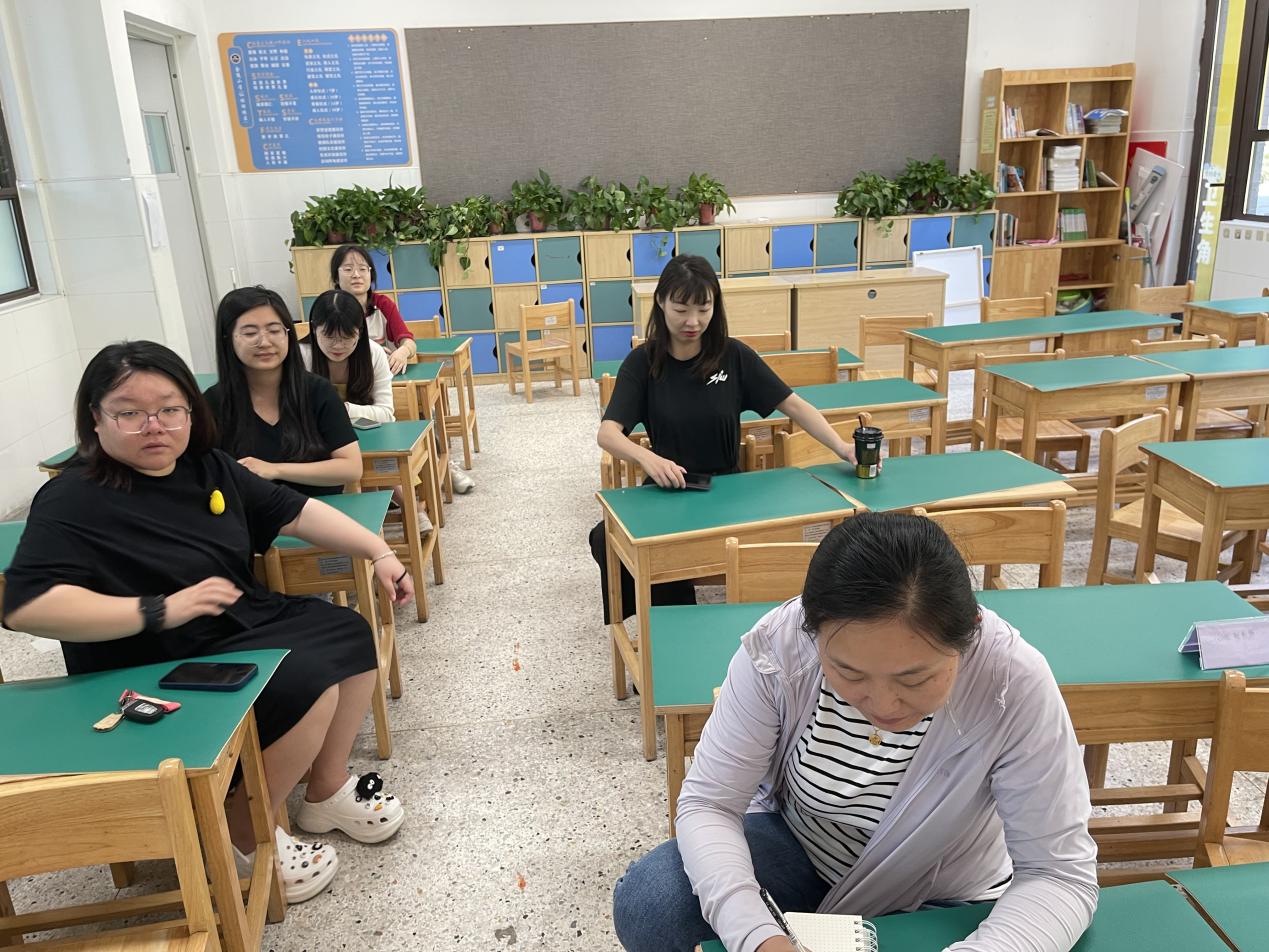 【湖畔·队伍建设】培养三会学生，引领新课堂——记音乐组新学期校本研修_html_85e988a.jpg