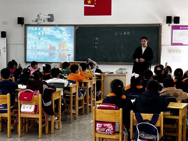 【湖畔·童化课堂】“双减”精神进课堂，行政听课促落实——金陵小学（仙林湖校区）“推门听课”活动（15）_html_2dd867e4.jpg