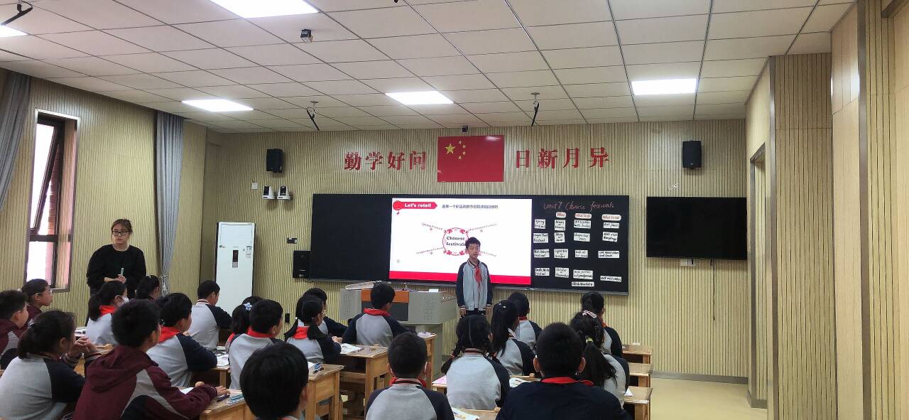 【湖畔·童化课堂】学科融合，提升素养——记英语组第三次校本教研_html_363e481e.jpg