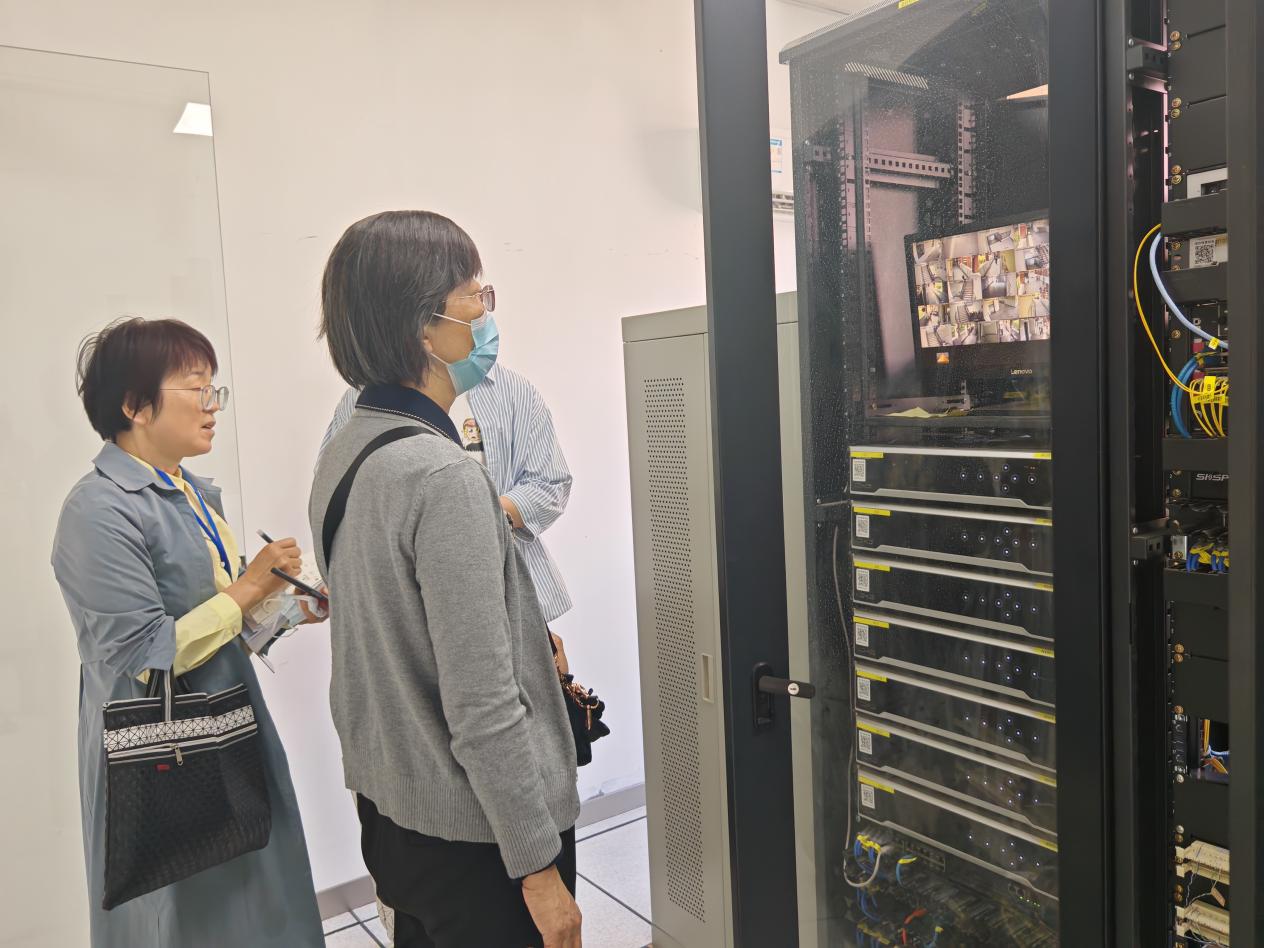 【湖畔·协同育人】督学护航，平安校园-南京市金陵小学（仙林湖校区）5月专项督导_html_m27141e29.jpg