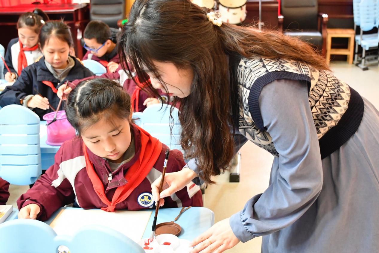 【博学广志】落实课程标准，聚焦核心素养——金陵小学（广志路校区)跨学科课程整合教学展示活动_html_7d1854a5.jpg