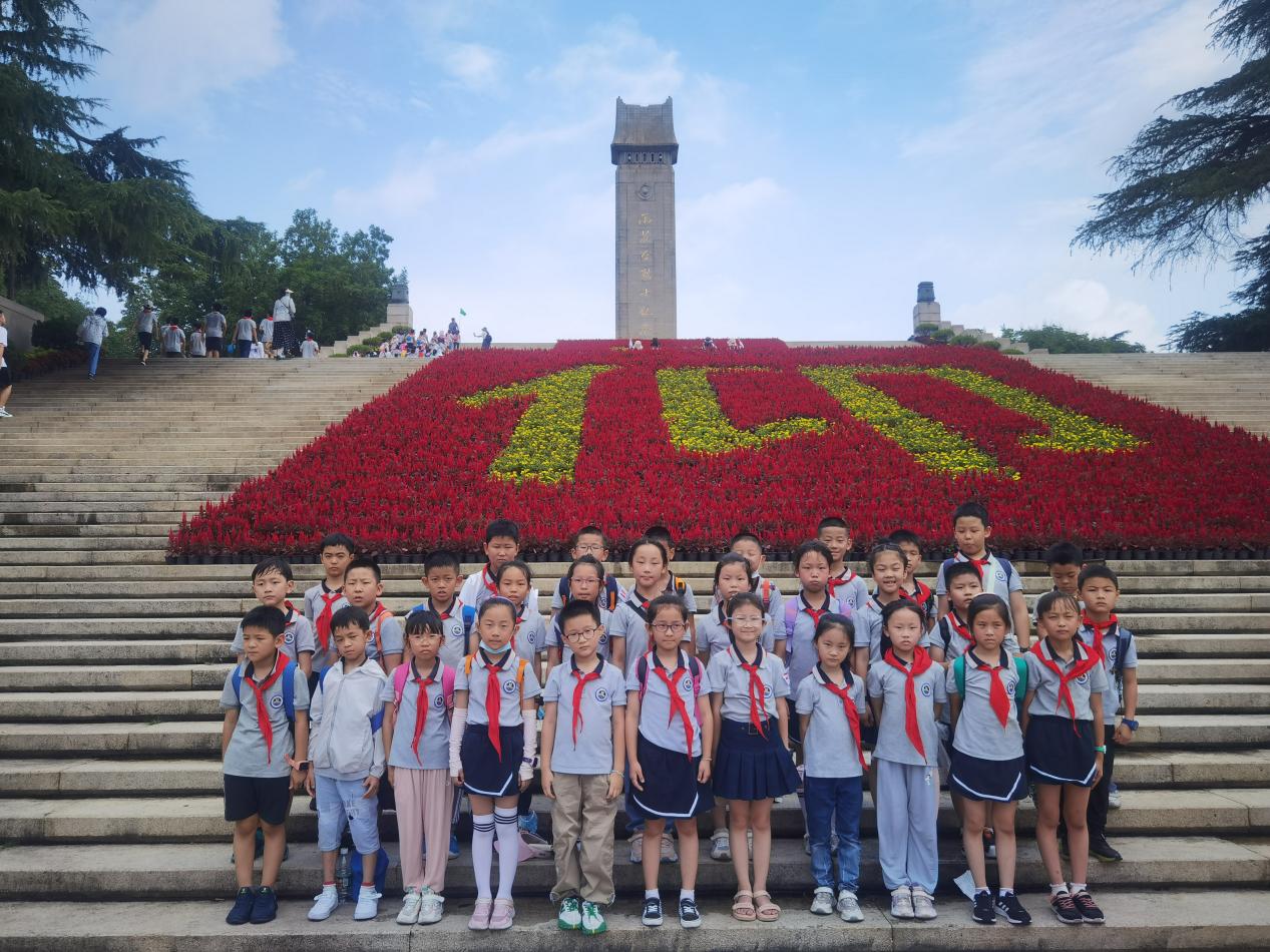 【博学广志】传承红色基因 牢记时代使命——金小广志二年级专题研学活动_html_m48c7dadc.jpg