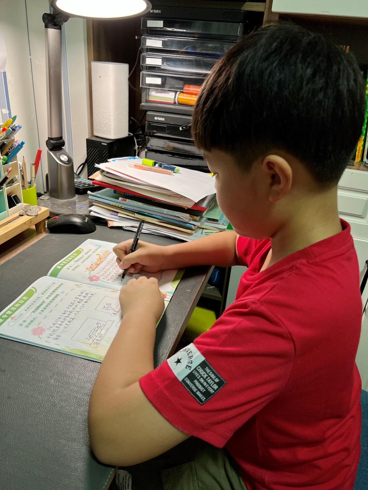 【博学广志】识医药，品文化，乐传承——“岐黄校园行”中医药文化游学夏令营顺利开营_html_ee2ec59.jpg
