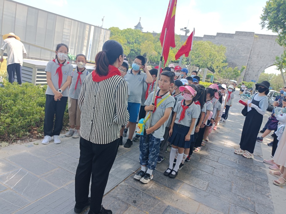 【博学广志】铭记历史 开创未来 寻访南京城墙博物馆——金陵小学广志路校区联合主题队日活动_html_1ee9bffe.jpg