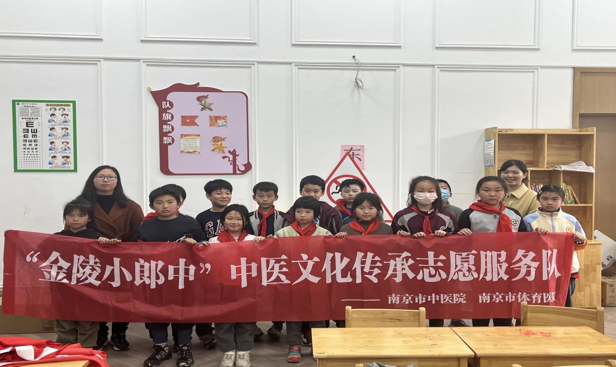 【博学广志】家长进课堂，携手“童”成长(1)_html_m679cfa00.jpg
