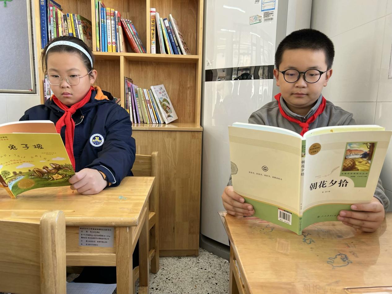 【博学广志】书香润童心，阅读竞风采——记金陵小学广志路校区四年级语文阅读周系列活动_html_4ff9d9ff.jpg