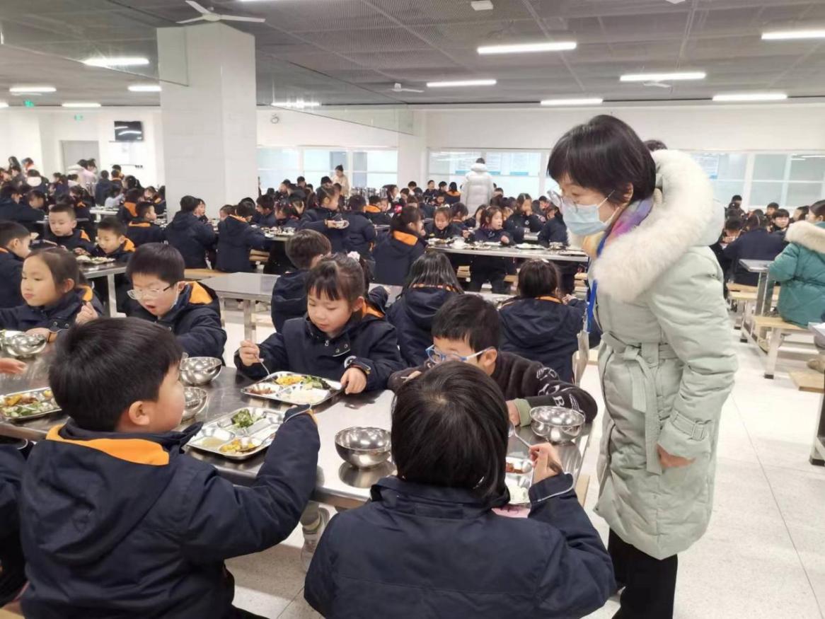 【湖畔·协同育人】督导检查促提升，携手共育启新程——记金陵小学（仙林湖校区）2月专项督导_html_cec3d85.jpg