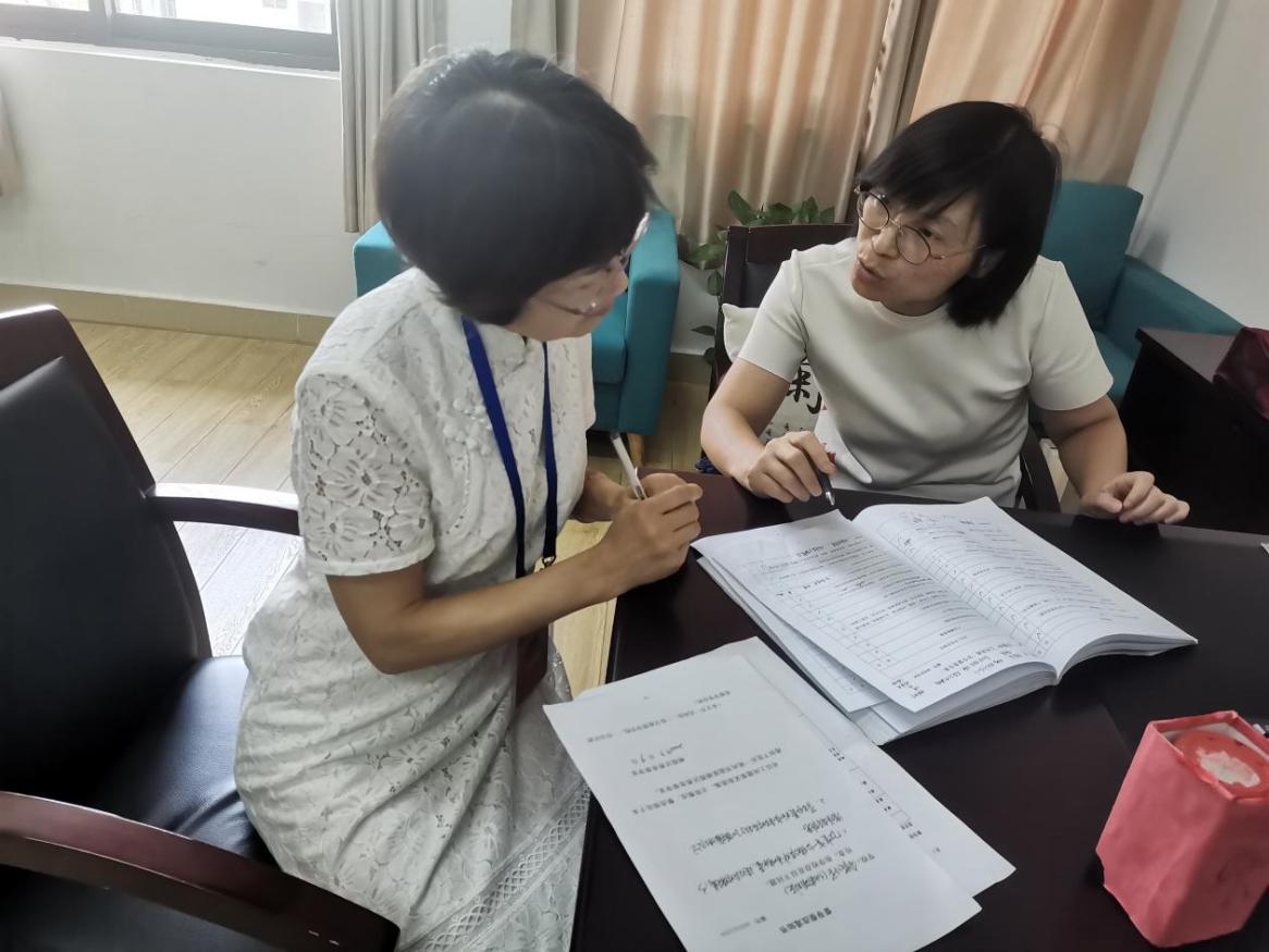 【湖畔光影】开学督查促提升，凝心聚力启征程—记金陵小学（仙林湖校区）9月份迎接“双减”及课后服务专项督导检查_html_m61ee2d0d.jpg
