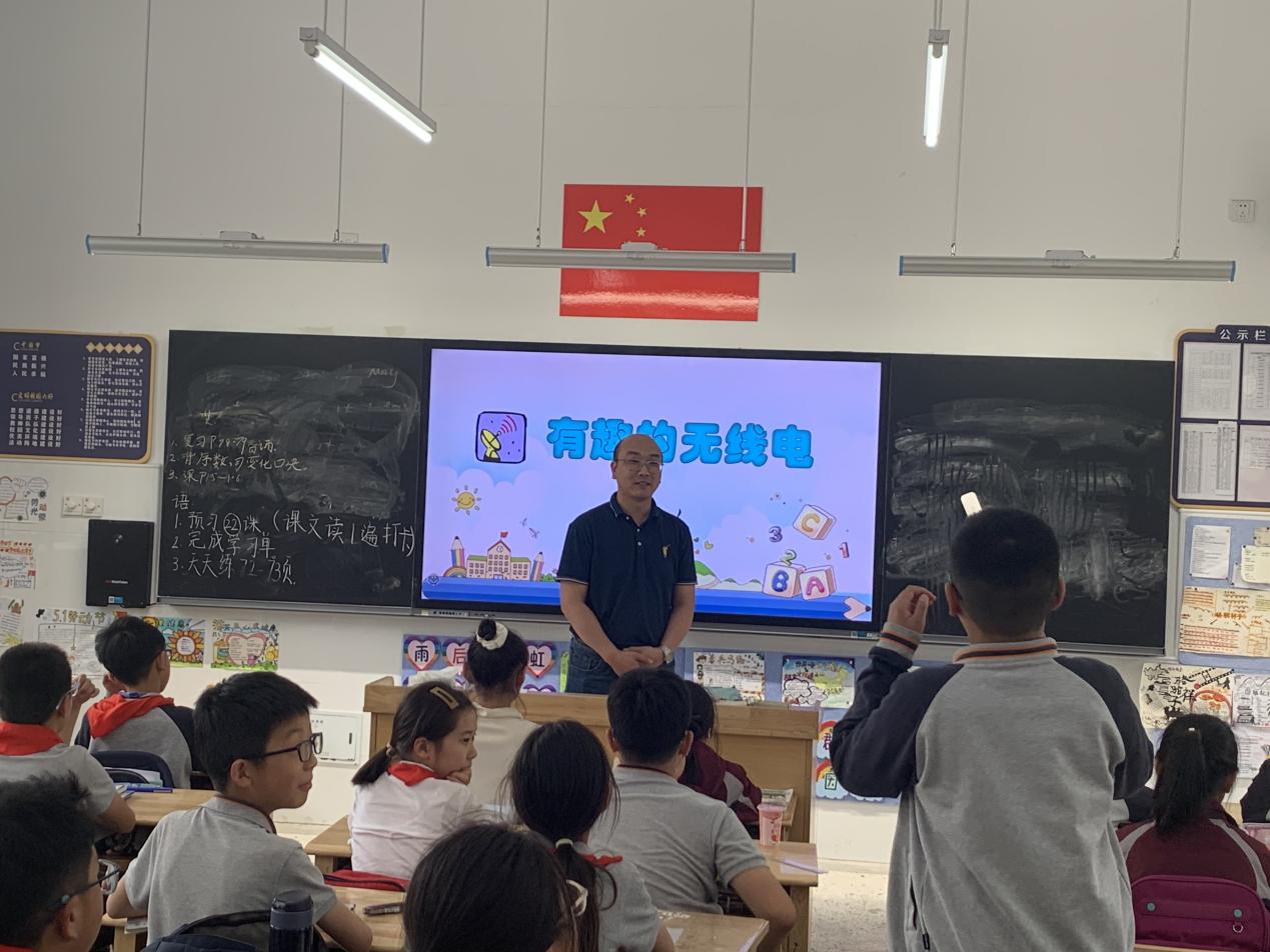 【博学广志】家长职业进课堂，劳动教育“童”成长_html_m16930c63.jpg