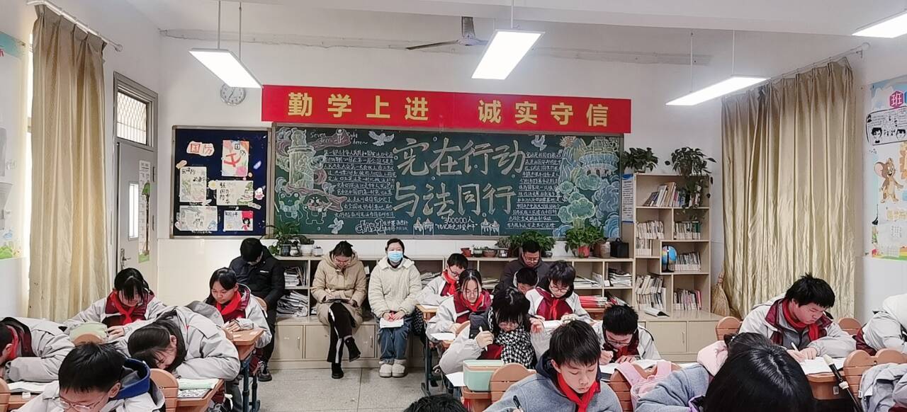 青年教师展风采新闻_html_31d7166.jpg