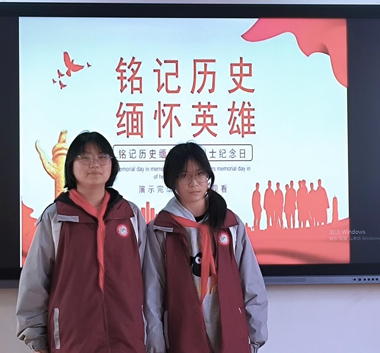 【新闻稿】追寻革命历史足迹传承奋斗创新精神营防中学开展我们的节日清明经典诵读_html_m57a4154e.jpg