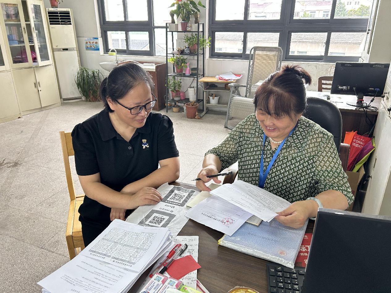 督学进校园 携手启新程(1)_html_527ce757.jpg